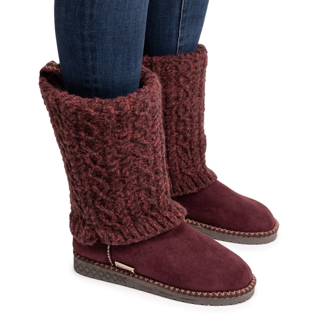 MUK LUKS Women's Jackie Boot Size 9 W NWT
